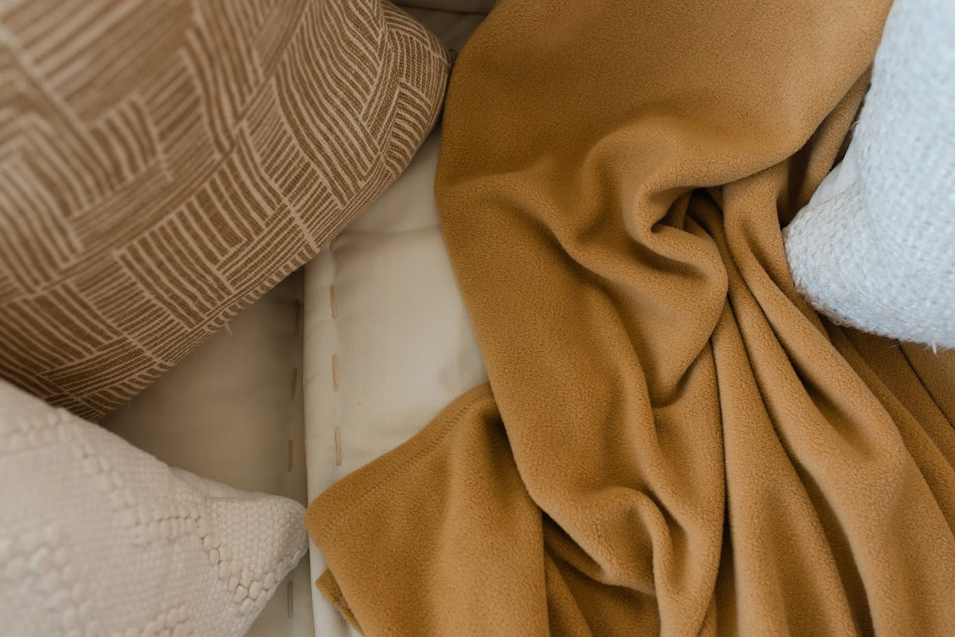 How To Keep Fleece Blankets Soft - American Blanket Company